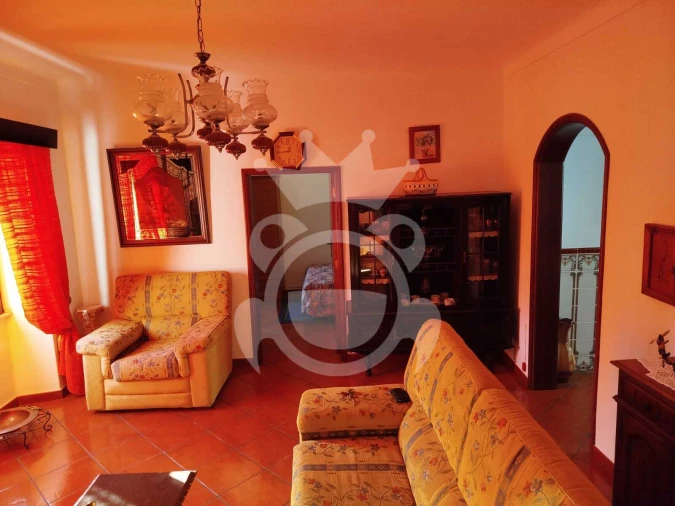 Moradia T3 para Venda em Corval Foto 3