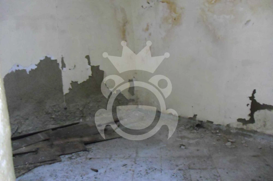 Moradia T2 para Venda em Salvada e Quintos Foto 4