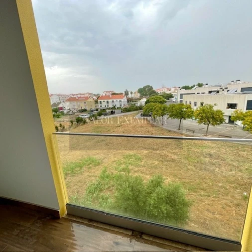 Apartamento T4 para Venda em Alcochete Foto 19