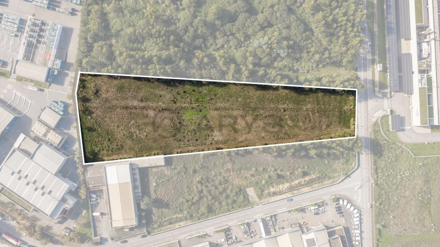 Terreno para Venda em Folgosa Foto 2