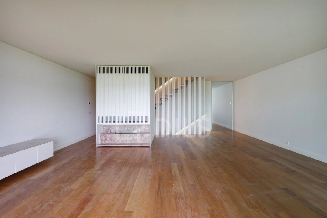 Moradia T5 para Venda em Alcantara Foto 4