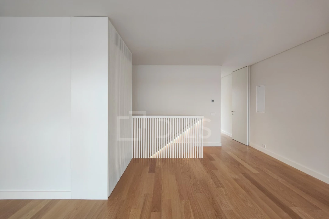 Moradia T5 para Venda em Alcantara Foto 11