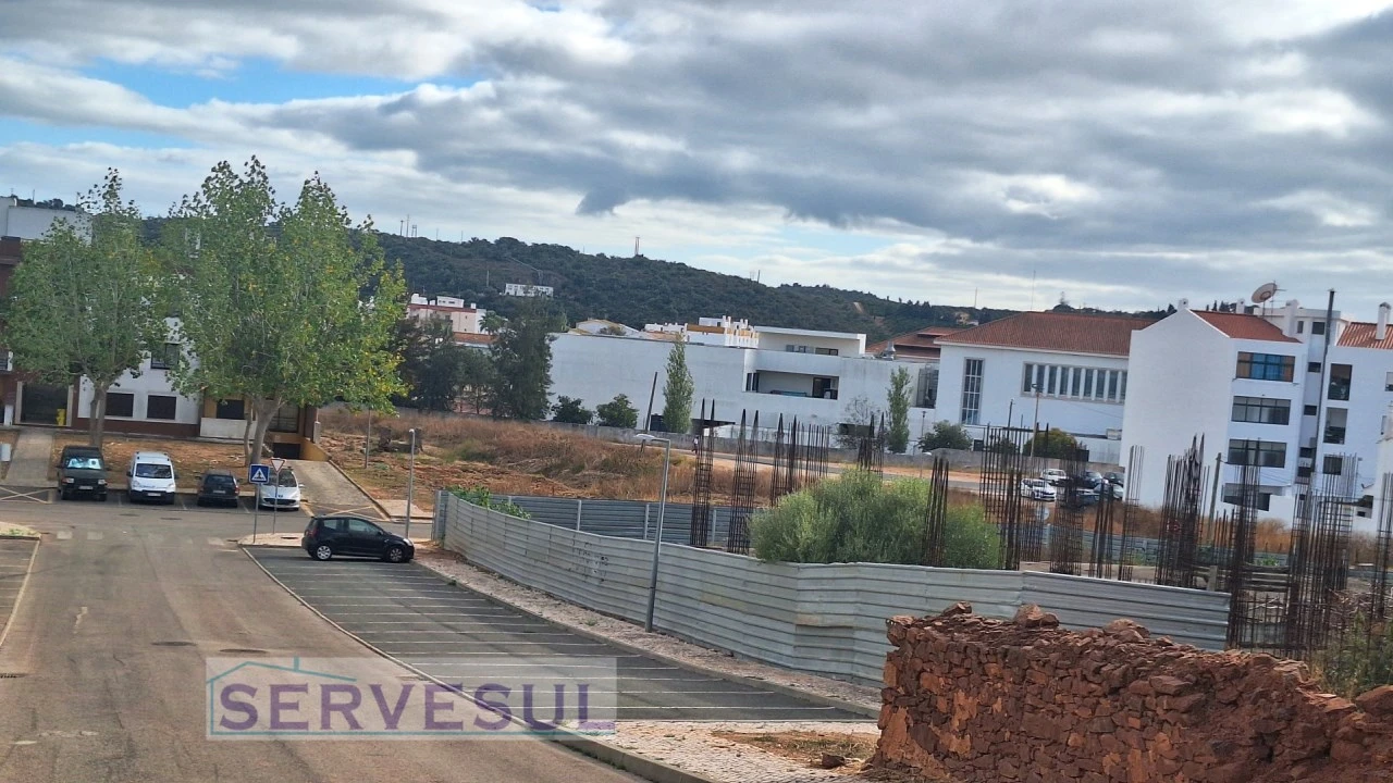 Terreno para Venda em Silves Foto 2