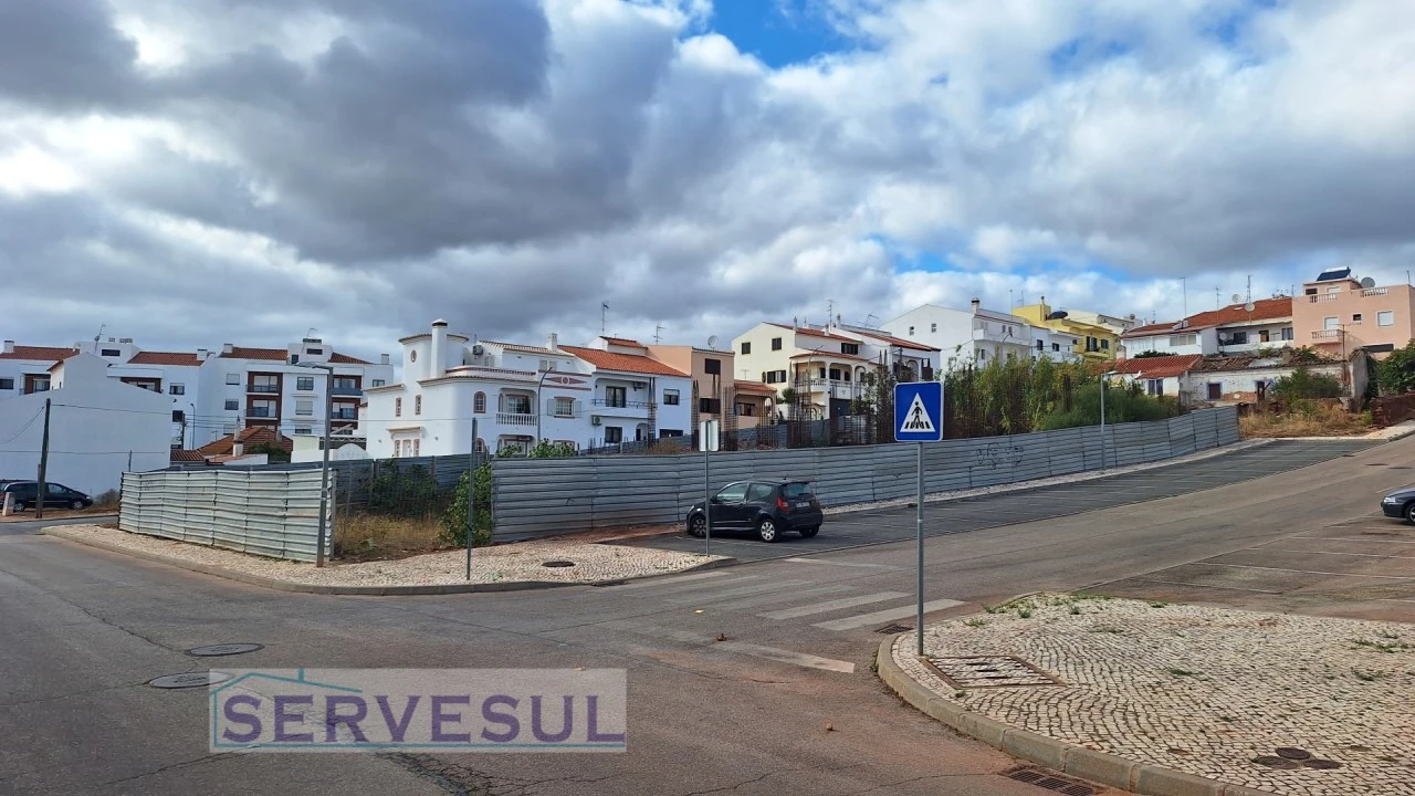 Terreno para Venda em Silves Foto 1
