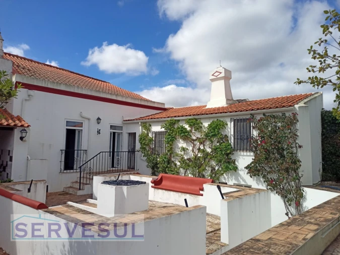 Moradia T4 para Venda em Silves Foto 2