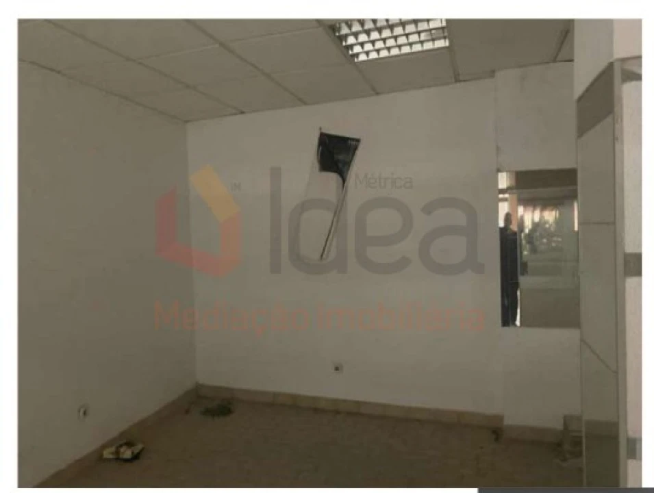 Loja para Venda em Alto do Seixalinho, Santo André e Verderena Foto 6