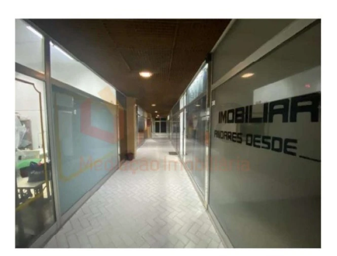 Loja para Venda em Alto do Seixalinho, Santo André e Verderena Foto 3