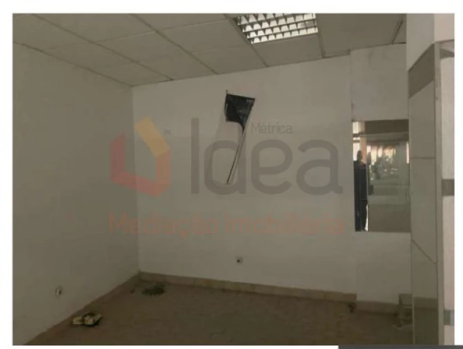 Loja para Venda em Alto do Seixalinho, Santo André e Verderena Foto 6