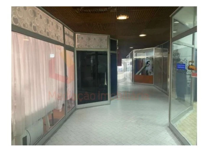 Loja para Venda em Alto do Seixalinho, Santo André e Verderena Foto 7