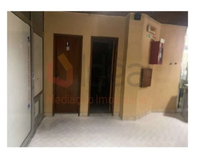 Loja para Venda em Alto do Seixalinho, Santo André e Verderena Foto 8