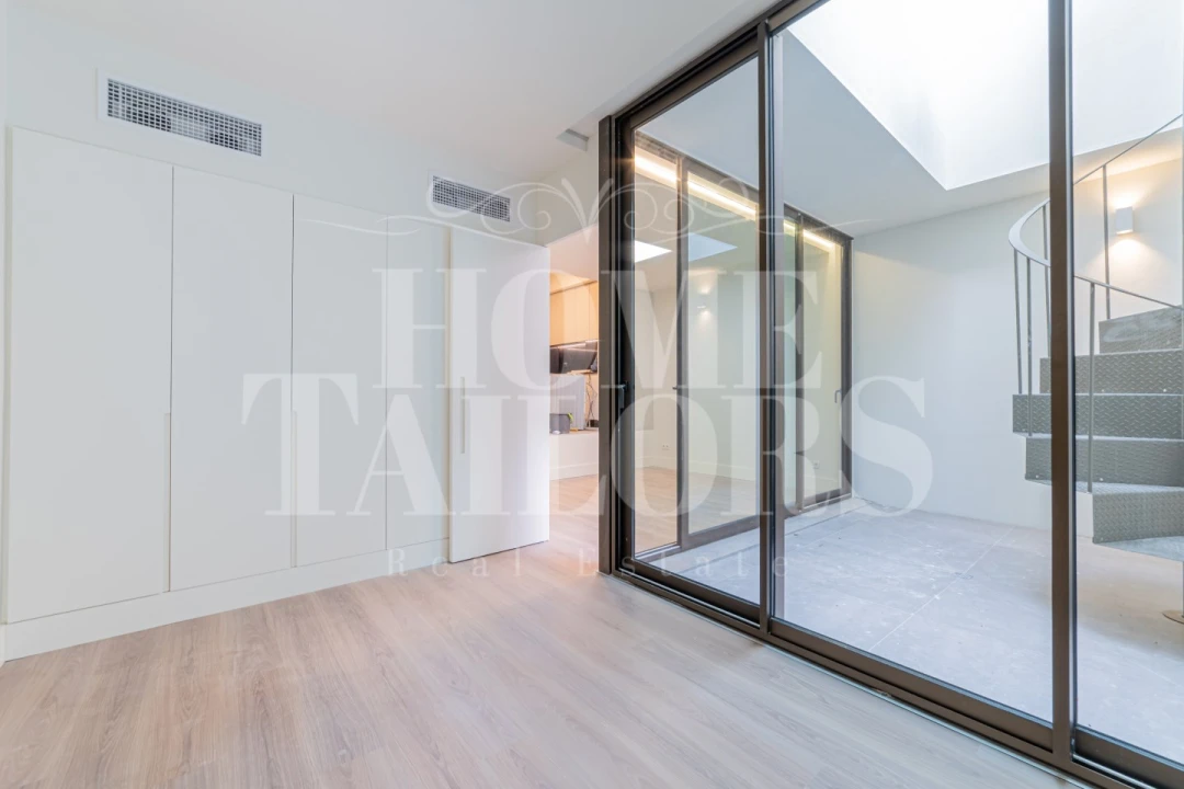 Apartamento T1 para Venda em Avenidas Novas Foto 6