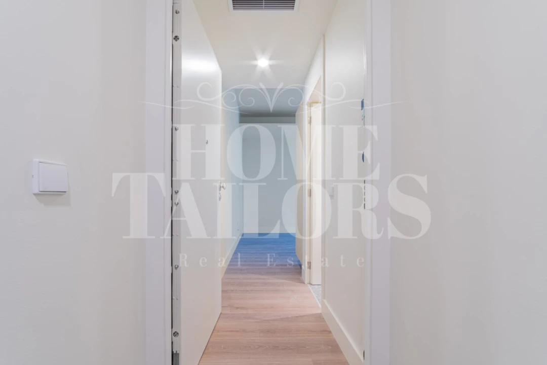 Apartamento T1 para Venda em Avenidas Novas Foto 4