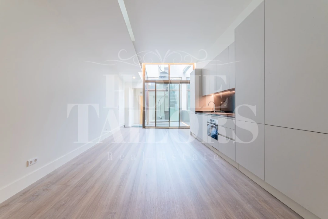 Apartamento T1 para Venda em Avenidas Novas Foto 2