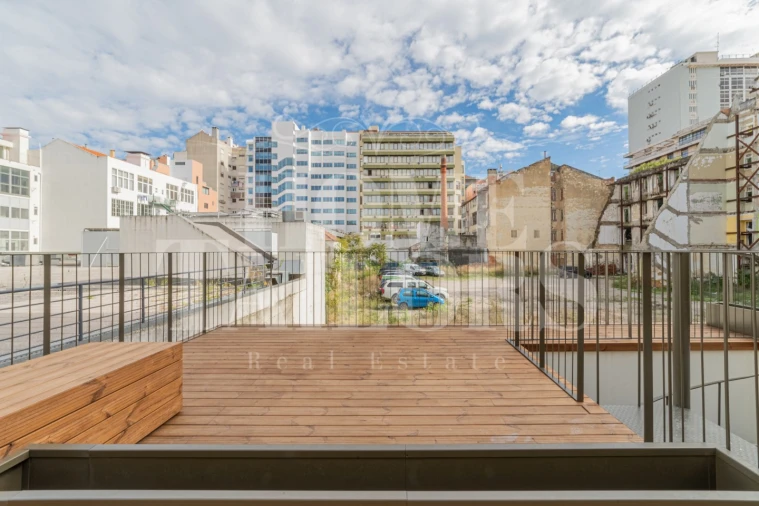 Apartamento T1 para Venda em Avenidas Novas Foto 18
