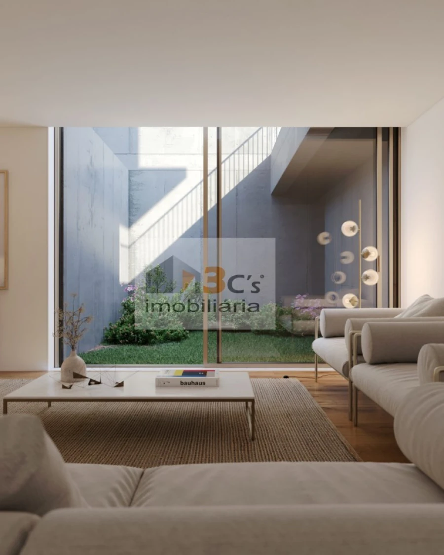 Moradia T3 para Venda em Arcozelo Foto 20