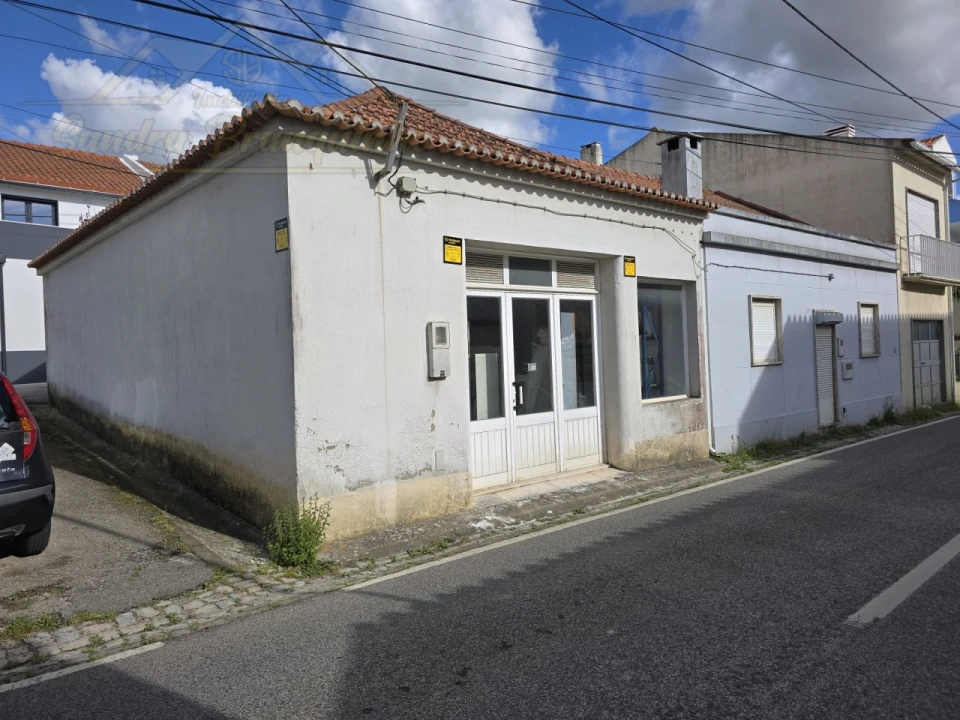 Armazém para Venda em Santa Maria, São Pedro e Matacães Foto 1