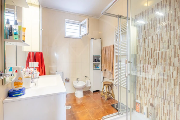 Moradia T3 para Venda em Santa Cruz/Trindade e Sanjurge Foto 12