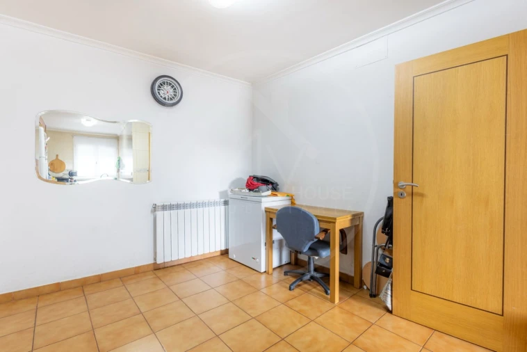 Moradia T3 para Venda em Santa Cruz/Trindade e Sanjurge Foto 14