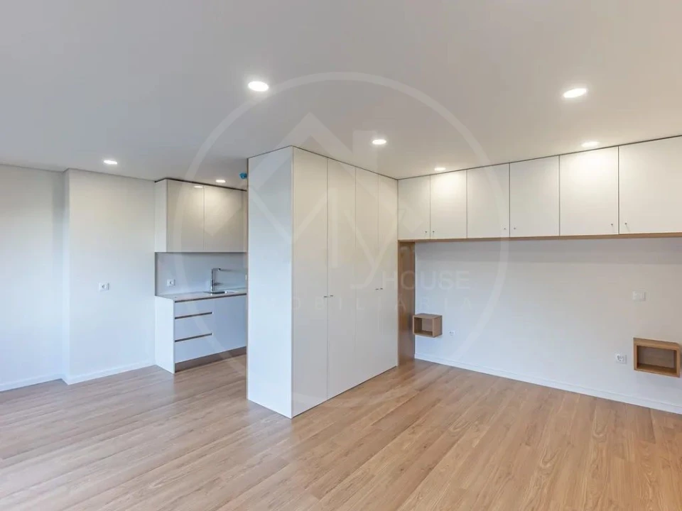 Apartamento T1 para Venda em Bonfim Foto 5