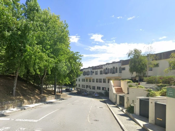 Garagem para Arrendamento em Lordelo do Ouro e Massarelos Foto 10