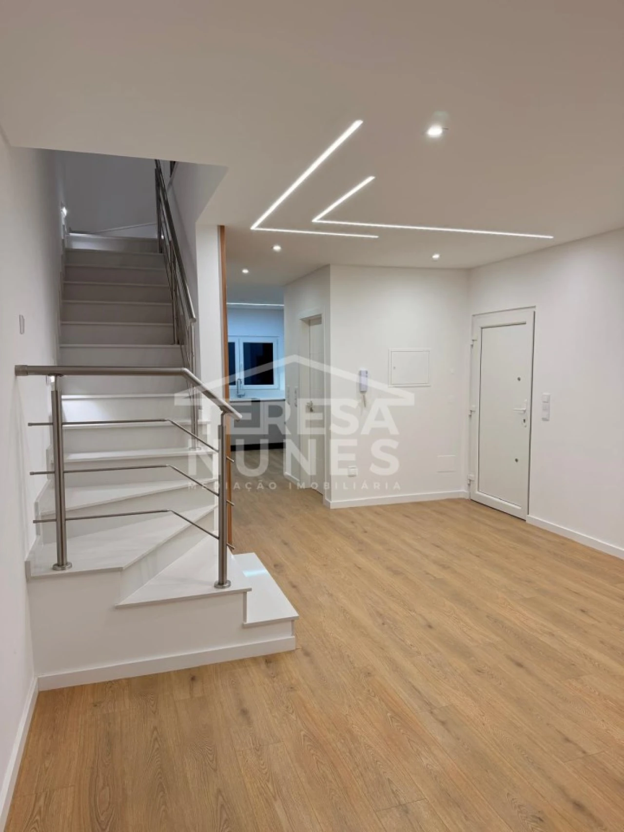 Moradia T3 para Venda em Quinta do Conde Foto 7