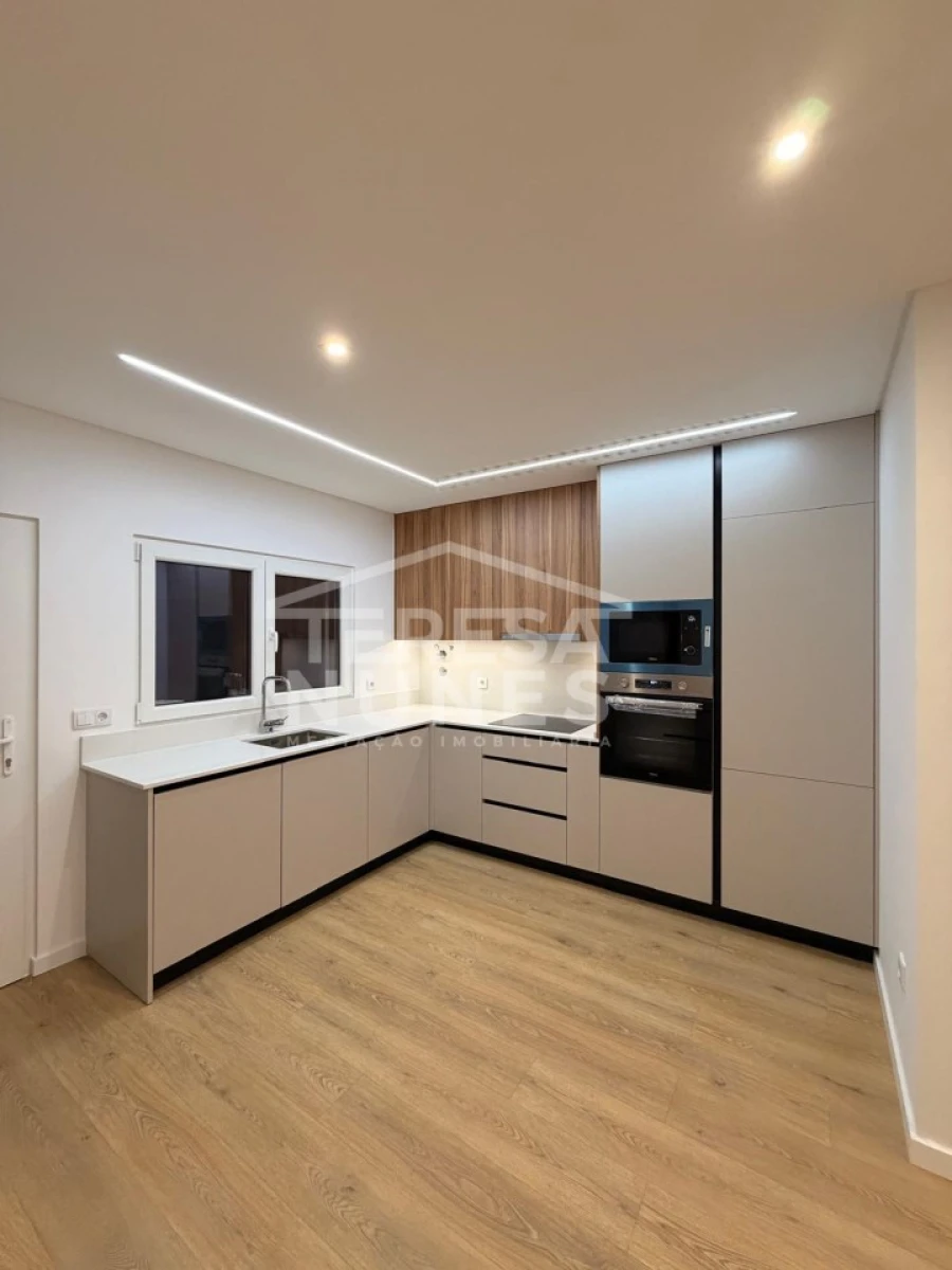 Moradia T3 para Venda em Quinta do Conde Foto 15