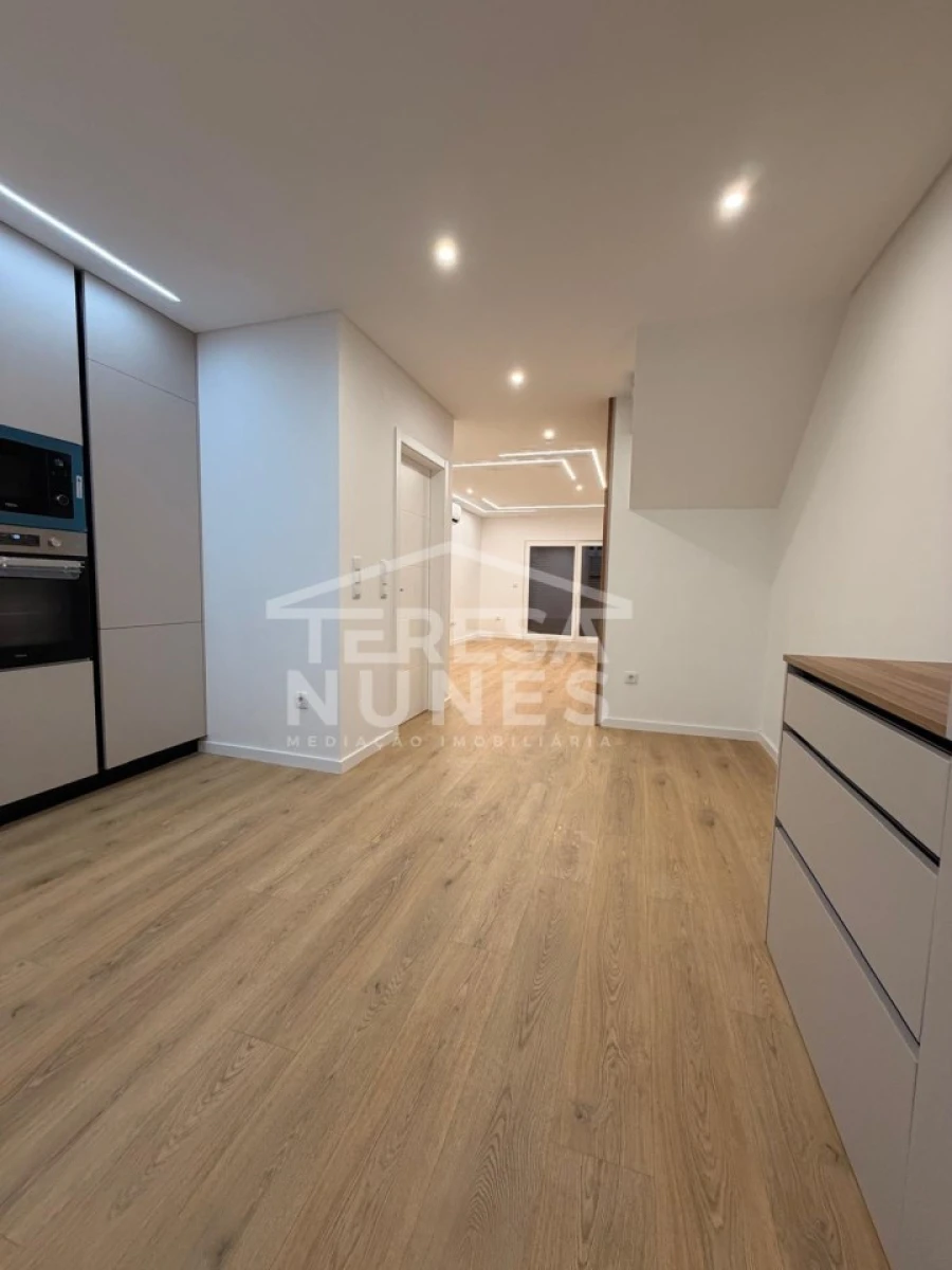 Moradia T3 para Venda em Quinta do Conde Foto 23