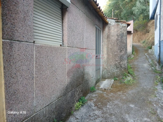 Moradia T2 para Venda em Semide e Rio Vide Foto 2