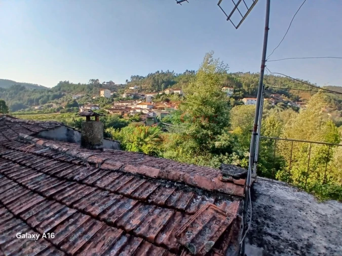 Moradia T2 para Venda em Semide e Rio Vide Foto 5