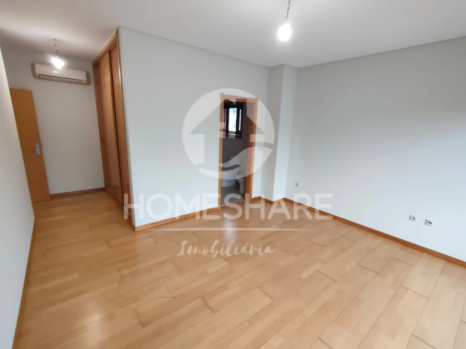 Moradia T3 para Venda em Gandra Foto 14