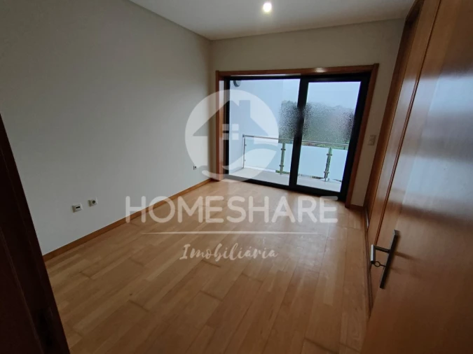 Moradia T3 para Venda em Gandra Foto 21