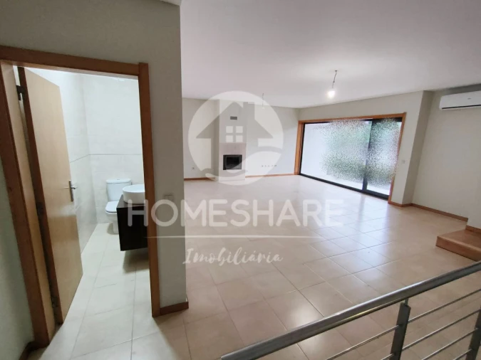 Moradia T3 para Venda em Gandra Foto 4