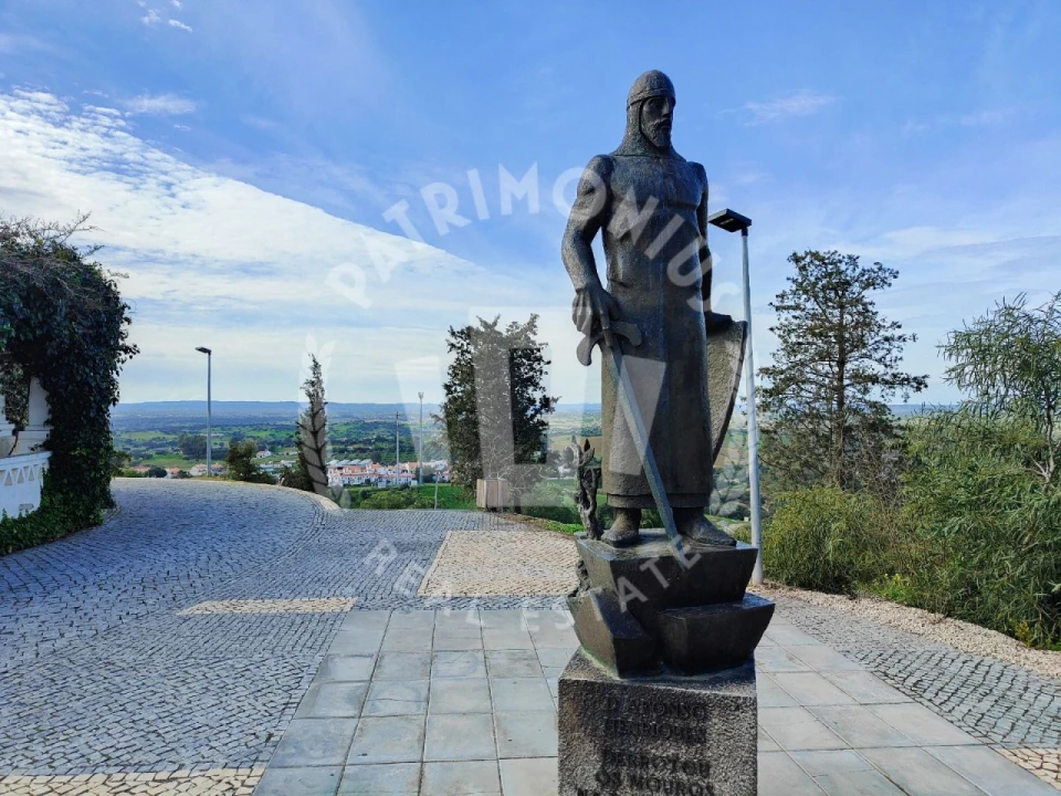 Moradia T4 para Venda em Ourique Foto 23