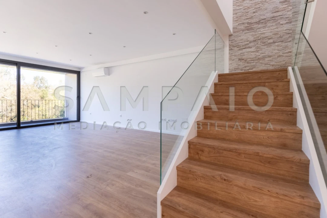 Moradia T3 para Venda em Fânzeres e São Pedro da Cova Foto 16