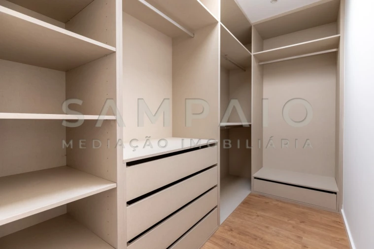 Moradia T3 para Venda em Fânzeres e São Pedro da Cova Foto 32