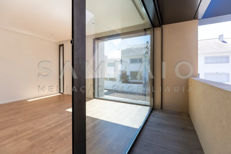 Moradia T3 para Venda em Fânzeres e São Pedro da Cova Foto 37