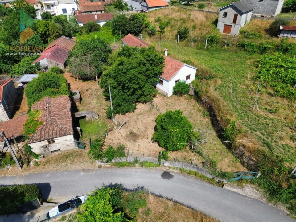 Moradia T6 para Venda em Vilela, São Cosme e São Damião e Sá Foto 5