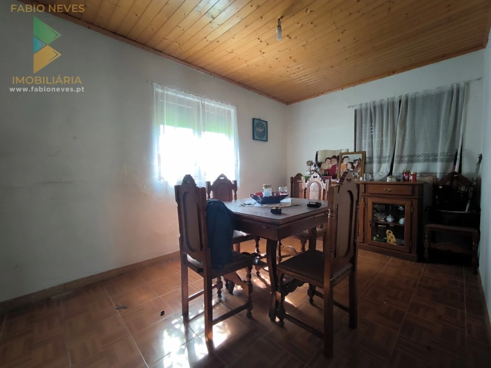 Moradia T6 para Venda em Vilela, São Cosme e São Damião e Sá Foto 13