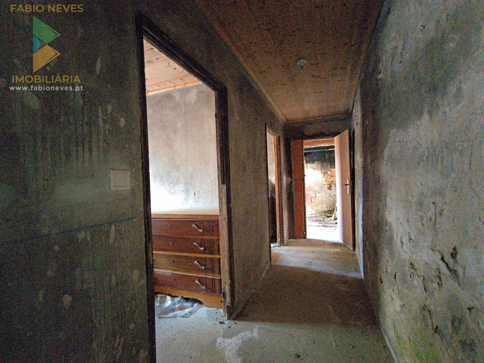 Moradia T6 para Venda em Vilela, São Cosme e São Damião e Sá Foto 20