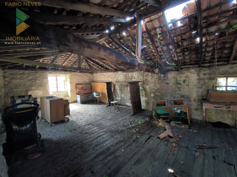 Moradia T6 para Venda em Vilela, São Cosme e São Damião e Sá Foto 28
