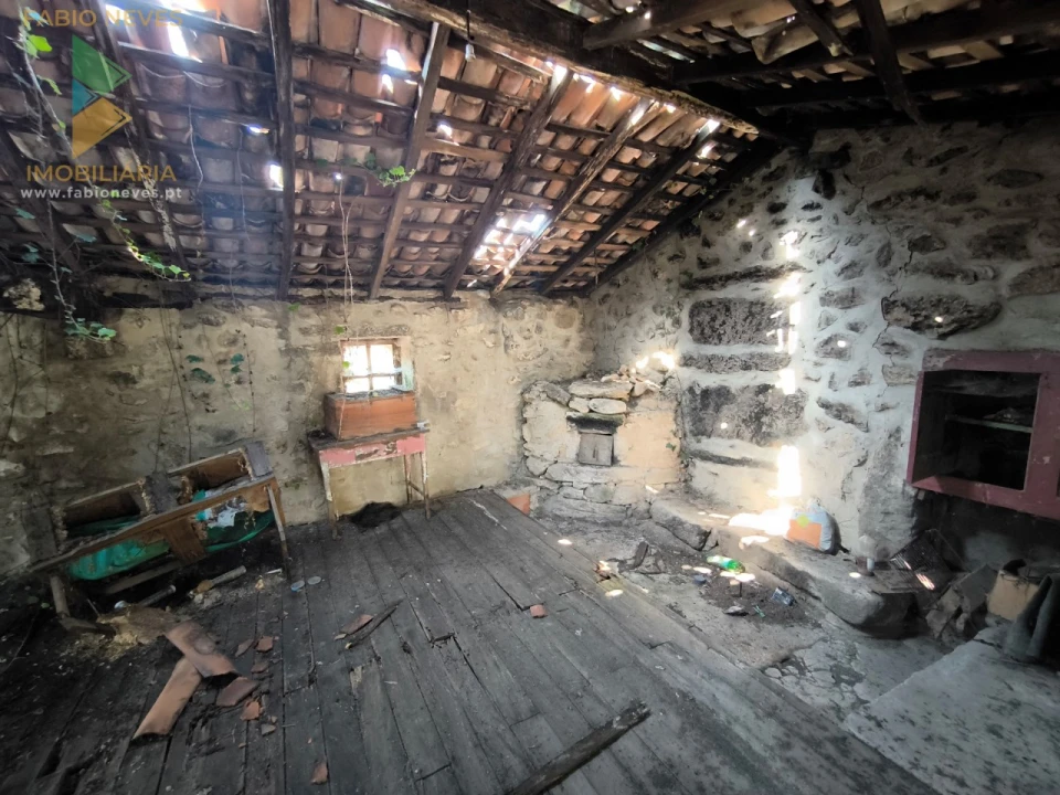 Moradia T6 para Venda em Vilela, São Cosme e São Damião e Sá Foto 29