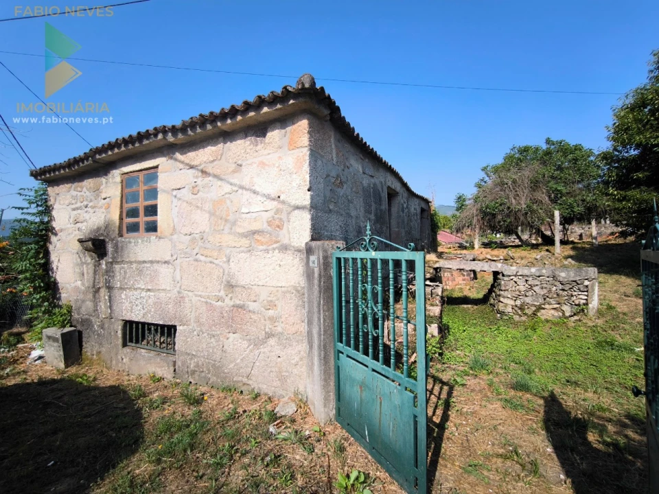 Moradia T6 para Venda em Vilela, São Cosme e São Damião e Sá Foto 26