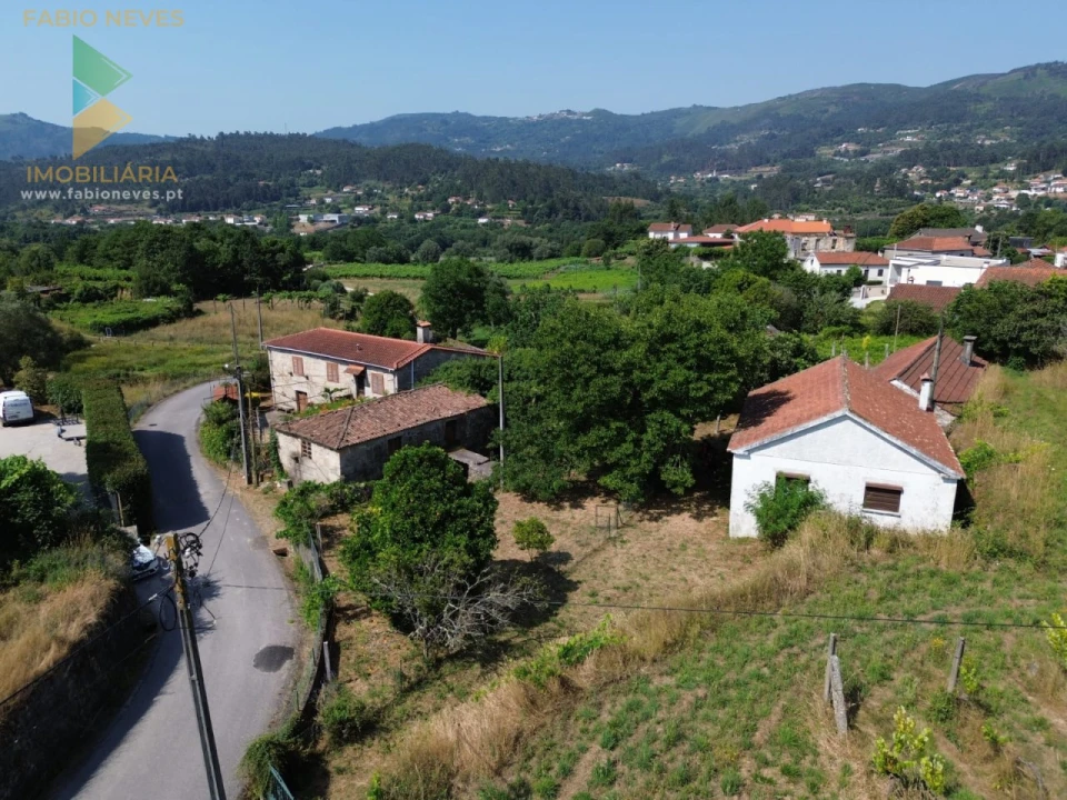 Moradia T6 para Venda em Vilela, São Cosme e São Damião e Sá Foto 1
