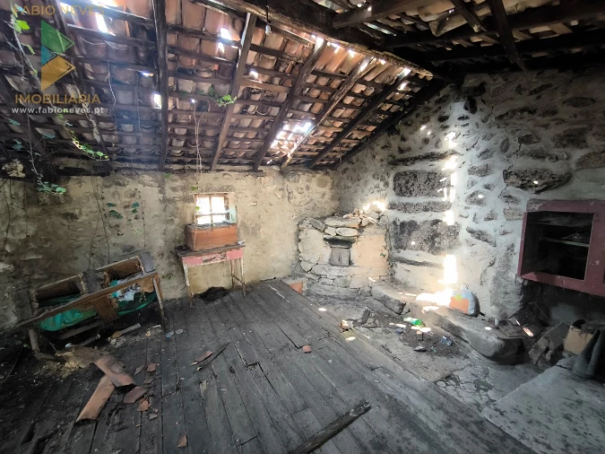 Moradia T6 para Venda em Vilela, São Cosme e São Damião e Sá Foto 29