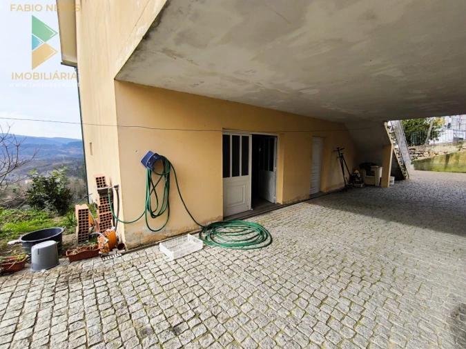 Moradia T3 para Venda em Touvedo (São Lourenço e Salvador) Foto 24