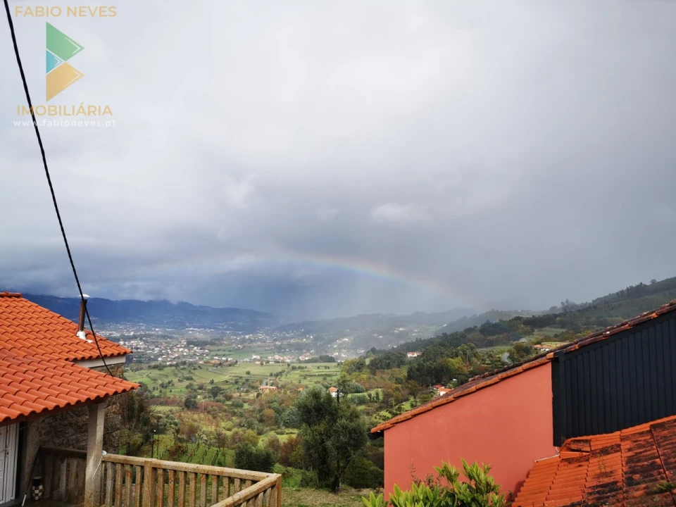 Moradia T2 para Venda em Gondufe Foto 8