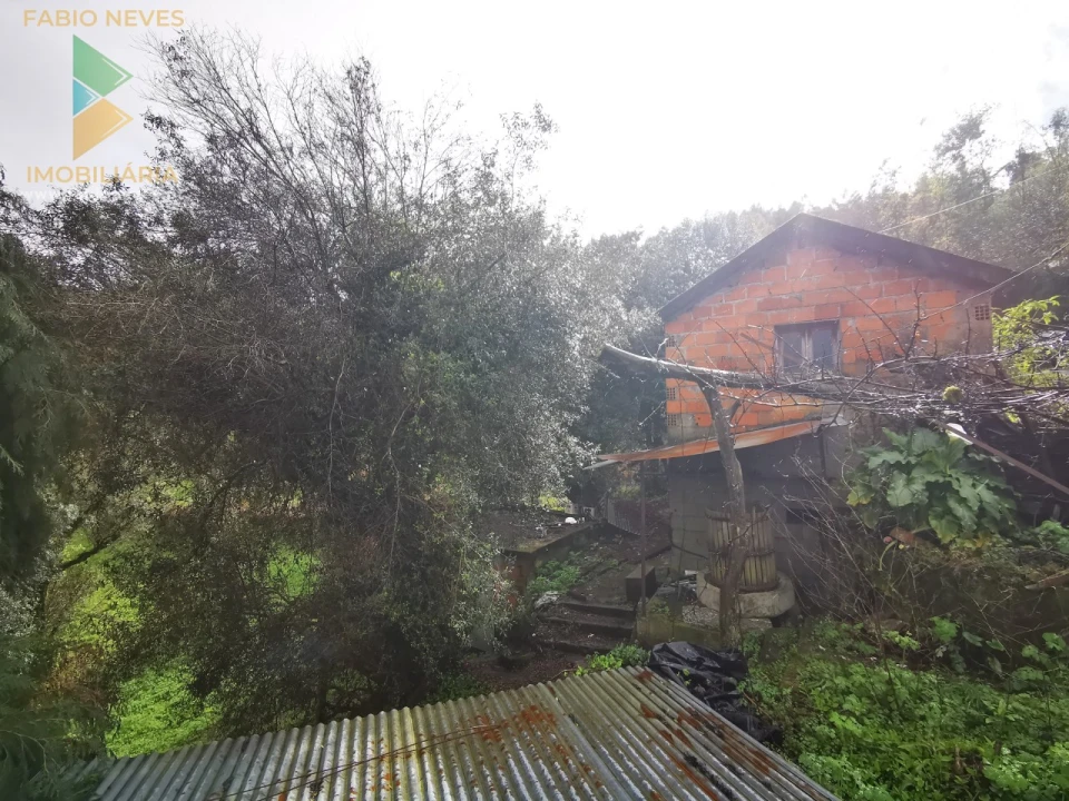 Moradia T2 para Venda em Gondufe Foto 12