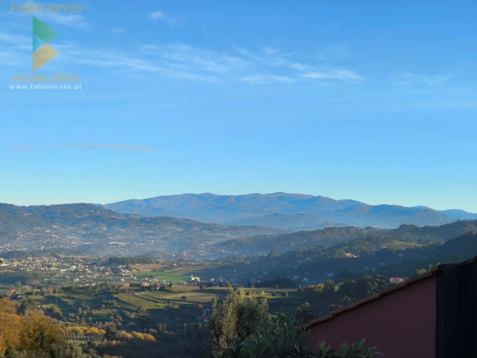 Moradia T2 para Venda em Gondufe Foto 29