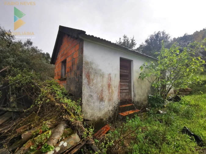 Moradia T2 para Venda em Gondufe Foto 5