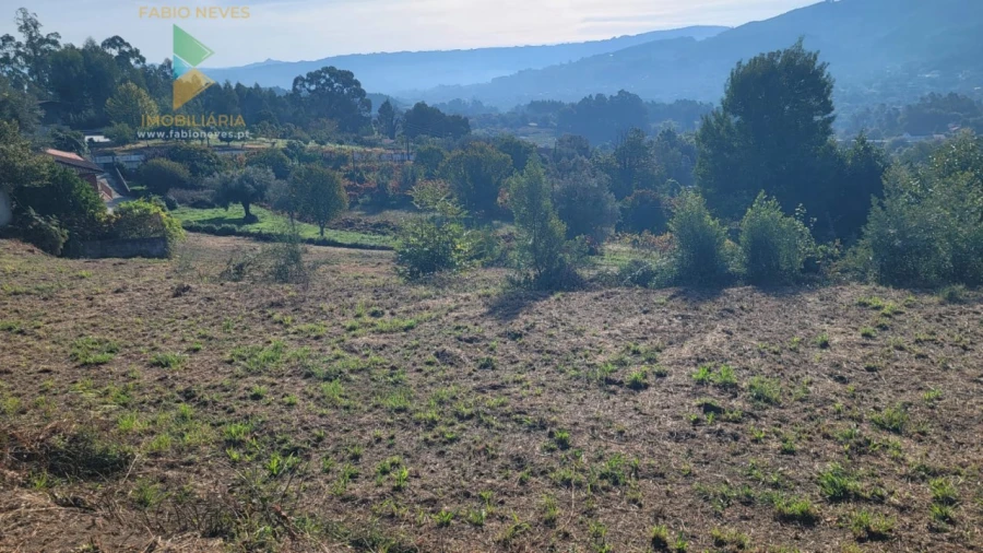 Terreno para Venda em Refoios do Lima Foto 5